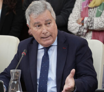 54pp manuel lozano 360x320