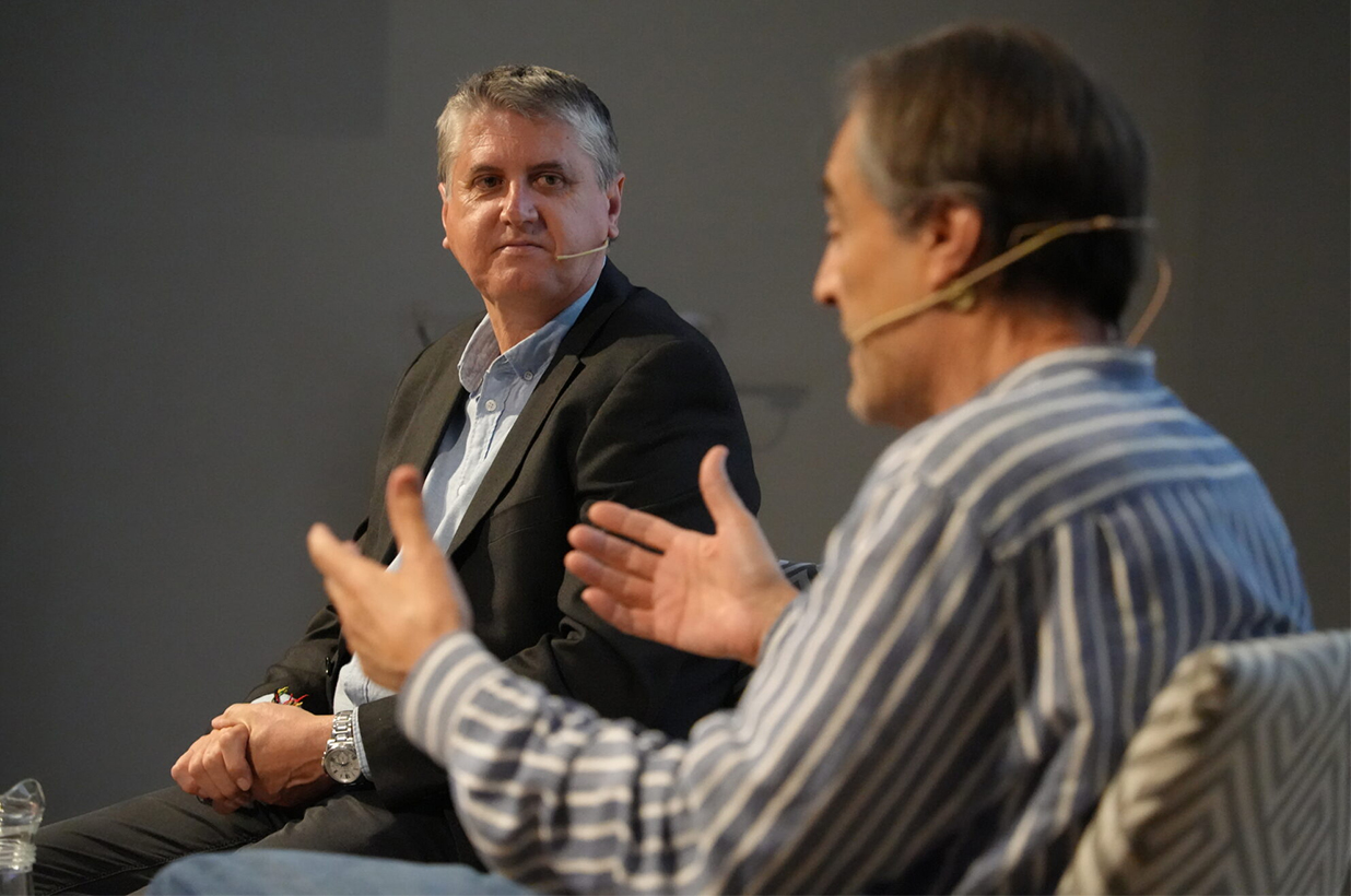 Web vva molina libro mar 2026